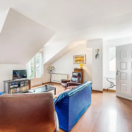 Apartment 3 Bedroom In Cauterets