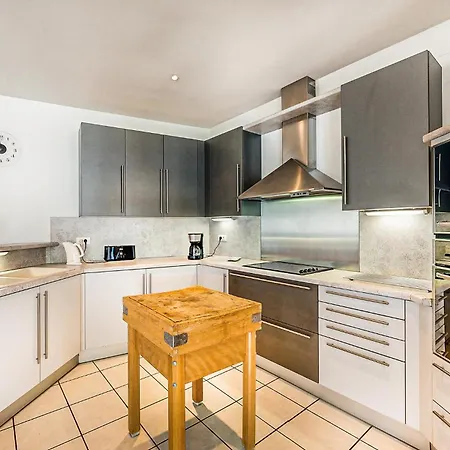 3 Bedroom In Apartment Cauterets